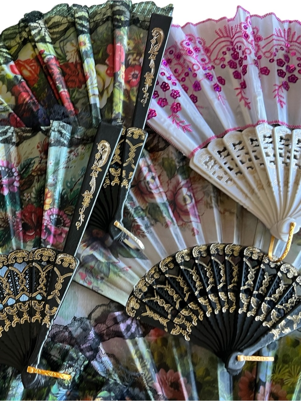10 Lace Hand Fan with Multicolor Floral Fabric - Picture 7 of 12